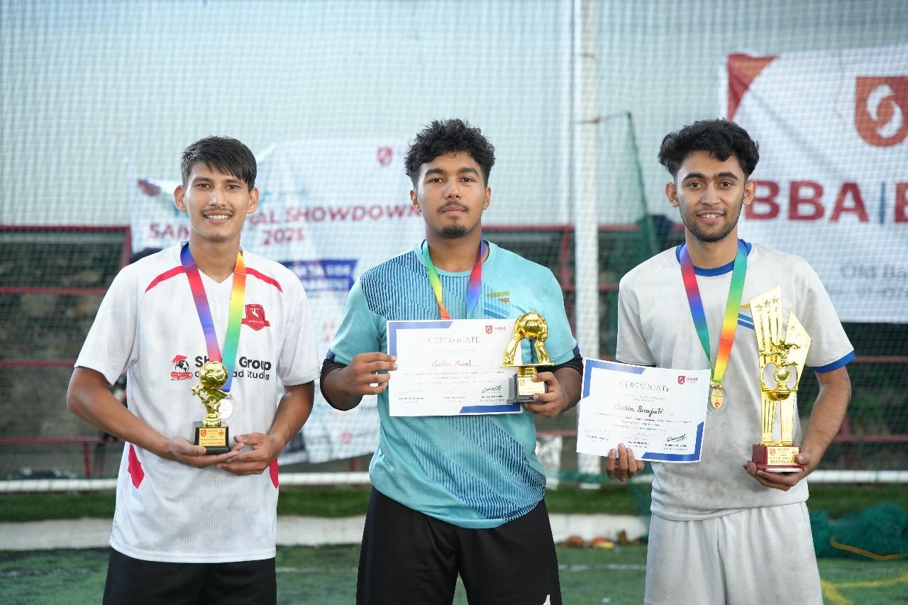 टेकस्पाइरलाई हराउँदै किङस कलेजले जित्यो हाइसेन्स नेपाल सायम फुट्सलको उपाधि