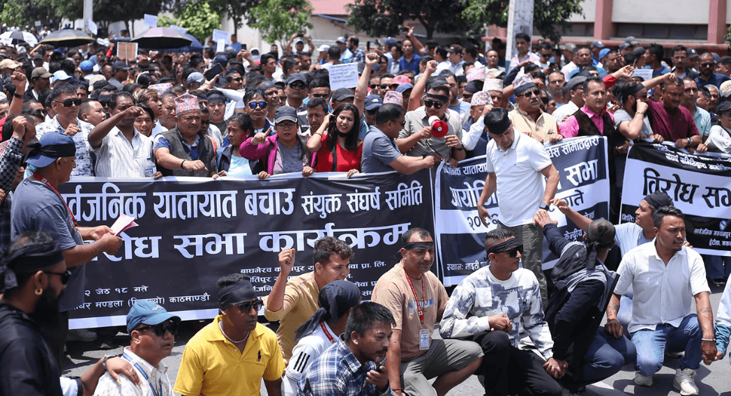 यातायात व्यवसायीले फिर्ता लिए आन्दोलन
