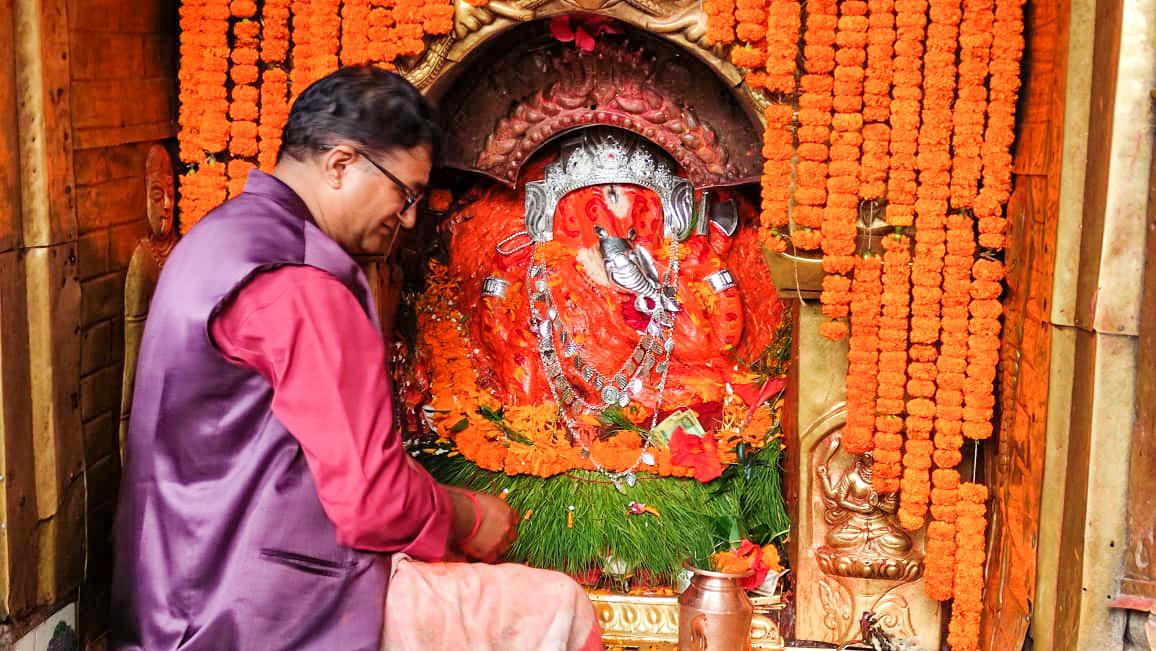 सूर्यविनायक गणेश मन्दिरमा भक्तजनको घुइँचो(तस्बिरहरु)