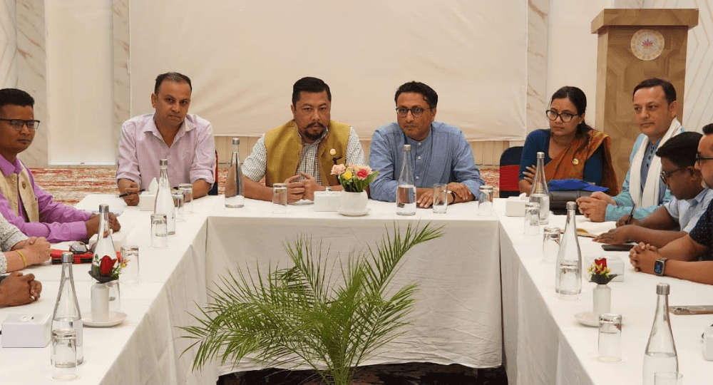 रास्वपाको सचिवालय बैठक बस्दै, उपनिर्वाचनदेखि लामिछानेविरुद्धको ‘प्रतिशोध’सम्मका एजेन्डा