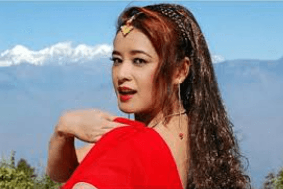मौसमी मल्ल