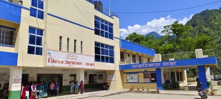 बाजुरा अस्पतालमा जीवनजल अभाव : बिरामीहरूलाई असुविधा
