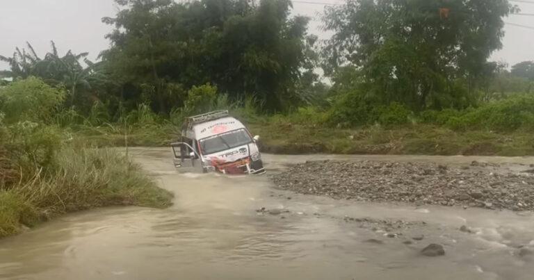 उदयपुरमा गाडी बग्दा एकको मृत्यु, २१ को सकुशल उद्दार