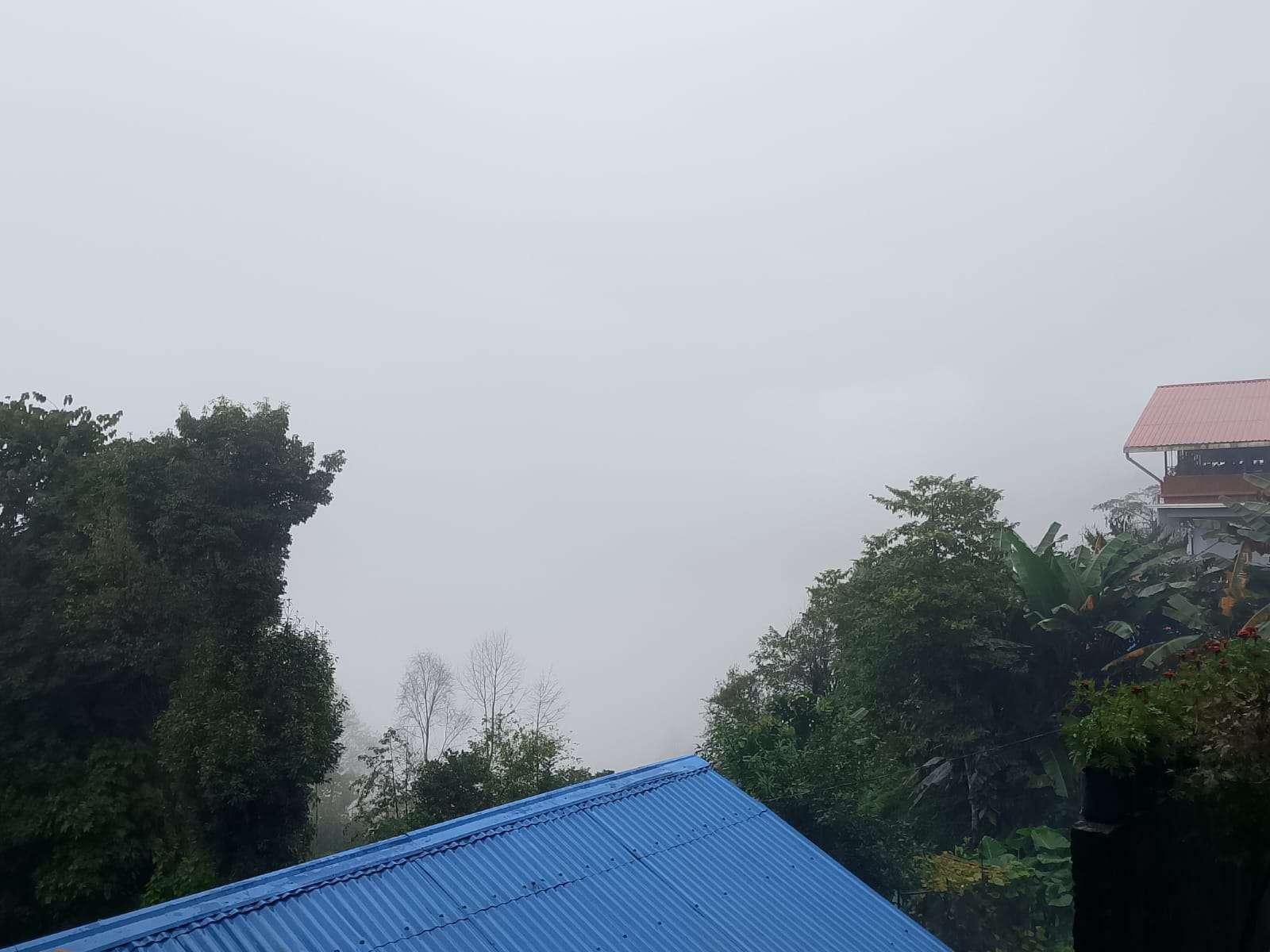 नेपाल र सिक्किममा समान मौसमी अवस्था: चिसो र बदली वातावरण कायम