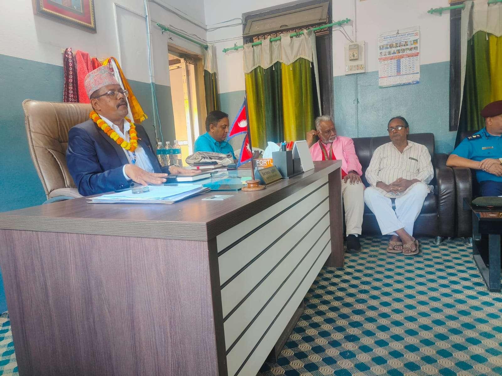 प्रशासन र व्यवसायीबीच ४ बुँदे सहमति पछि जनकपुरधाममा जारी व्यापारीहरुको आन्दोलन स्थगित