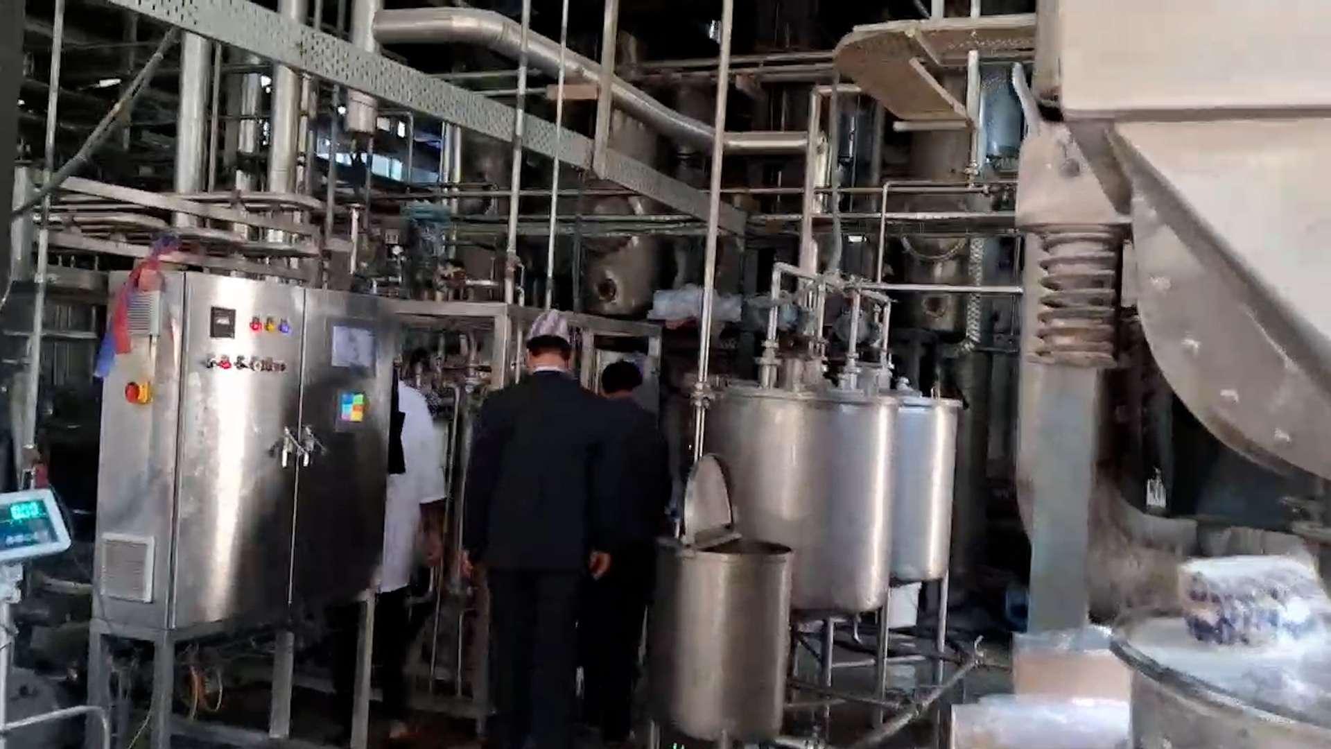 बागमतीको धुलो दुध कारखानाको भविष्यमाथि प्रश्न, मन्त्री पौडेलले गरे अनुगमन