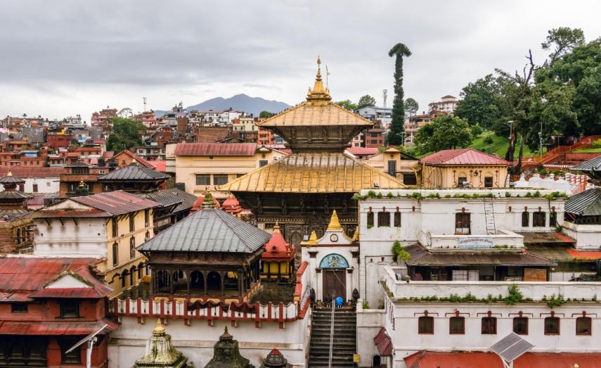 एक दशकदेखि बन्द पशुपतिको पश्चिमी बाहिरी ढोका खुल्यो