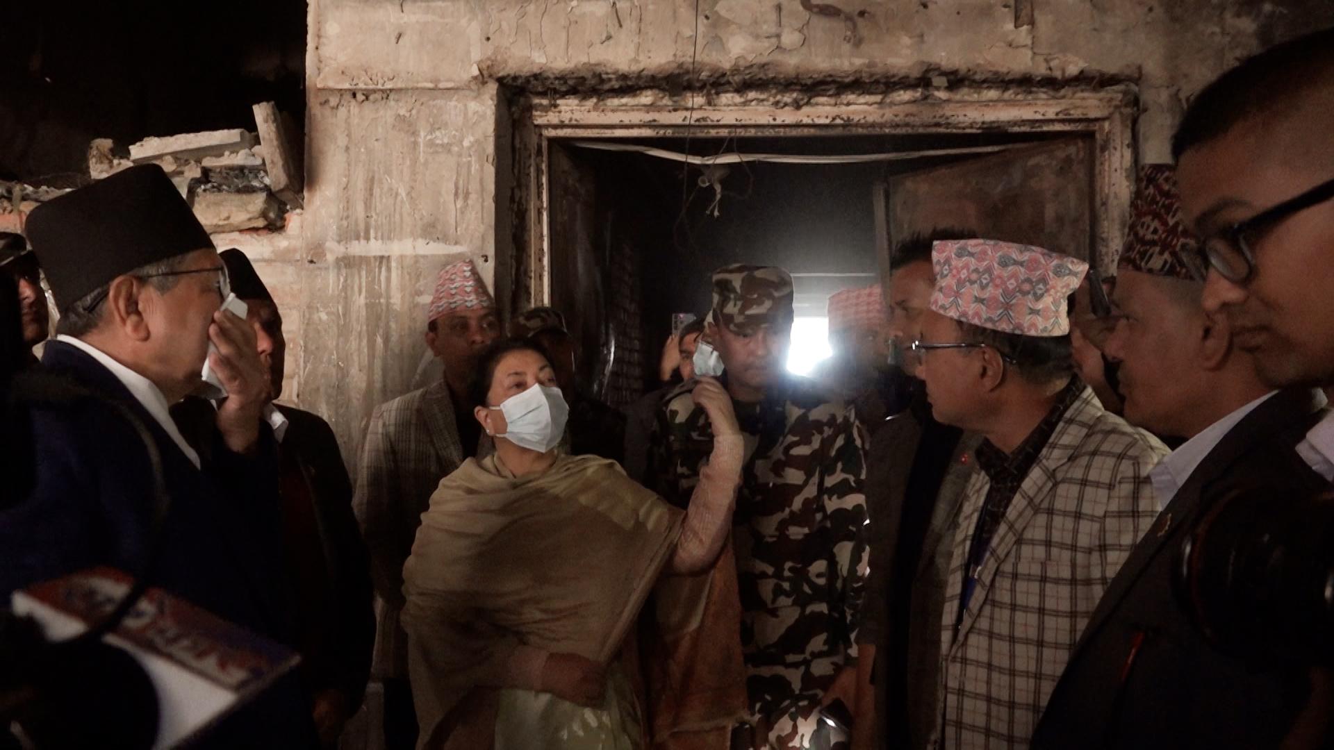 विद्या भण्डारीद्वारा क्षतिग्रस्त संसद भवनको अवलोकन