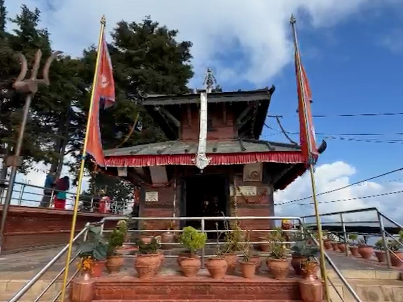 आपत–विपतमा सम्झिने आस्थाको केन्द्र खाँडादेवी