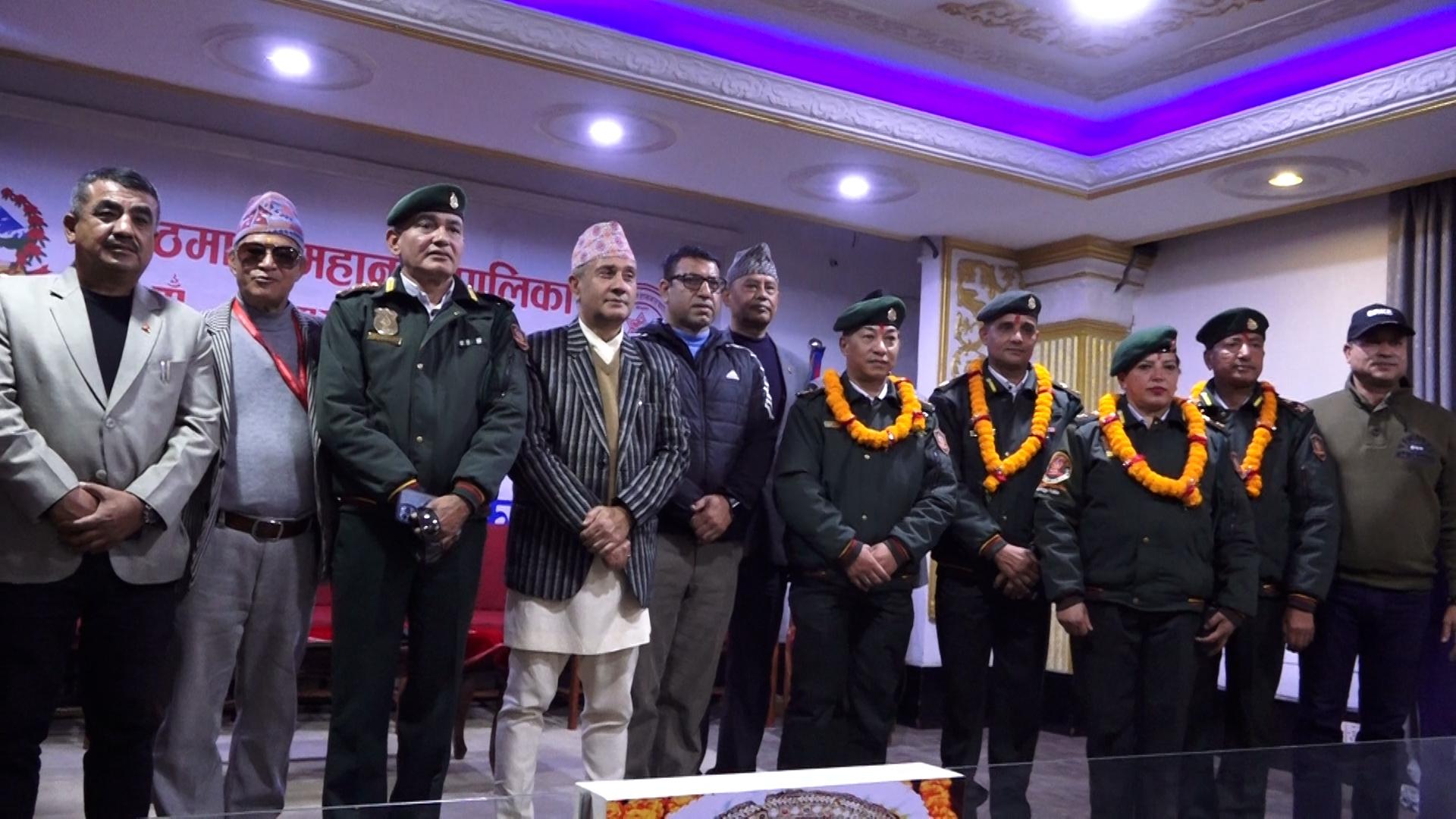 बढुवा भएका महानगरका सात प्रहरी नायव उपरीक्षकलाई दज्र्यानी चिन्ह