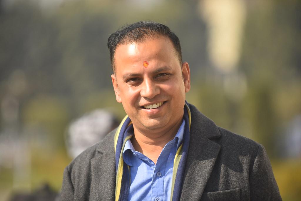 धनुषा ३ मा  रास्वपाका मनिष झा विजयी