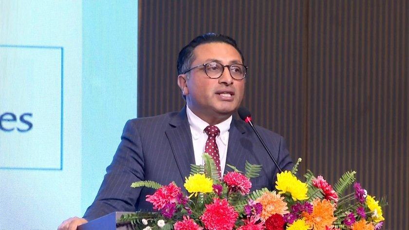सरकारको प्राथमिकता सुशासन र आर्थिक पुनर्संरचनाः डा वाग्ले