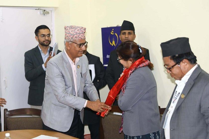 शिक्षा समितिको सभापतिमा रास्वपाकी ओजश्वी शेरचन बहुमतले निर्वाचित