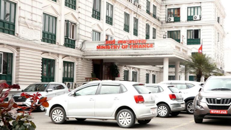 बजेट रकमान्तर अधिकार तल्लो निकायलाई, आर्थिक कार्यविधिमा संशोधन