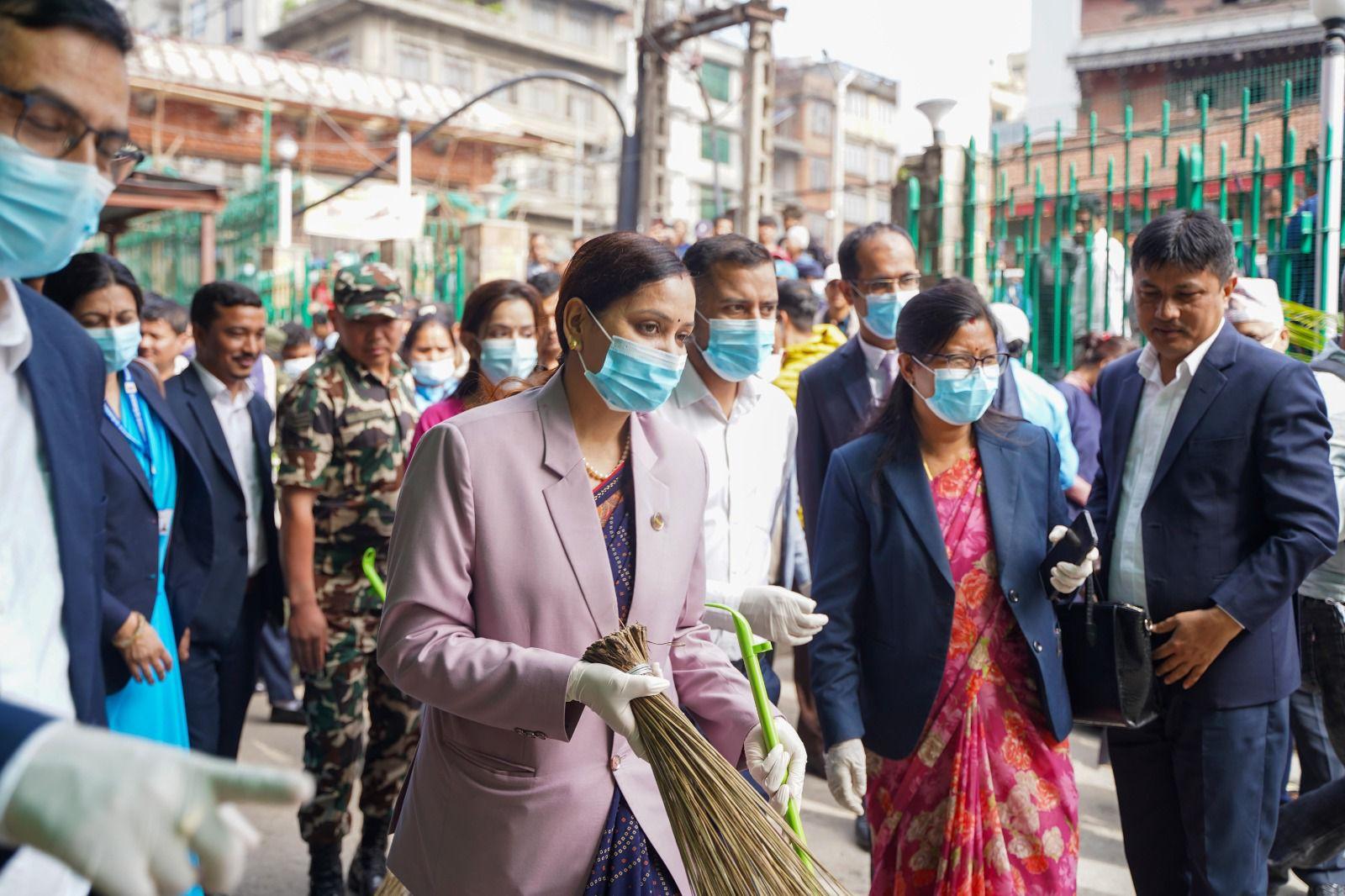 स्वास्थ्य मन्त्रीद्वारा  राष्ट्रिय सरसफाइ सप्ताहको उद्घाटन सम्पन्न