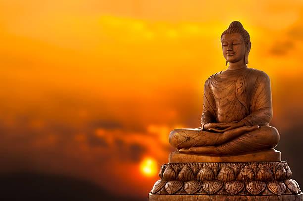 बुद्धजयन्ती विशेष : घरबार र दरबार त्यागी ज्ञानको खोजीमा लागेको थिए बुद्ध ,यस्तो छ बृतान्त !