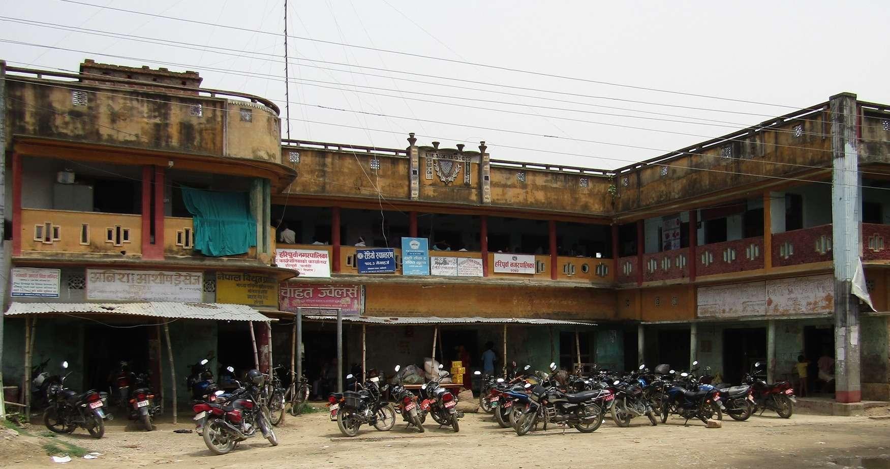 हरिपुर्वा नगरमा मेयर र प्रमुख प्रशासकीय अधिकृतमाथि आक्रमणको प्रयास
