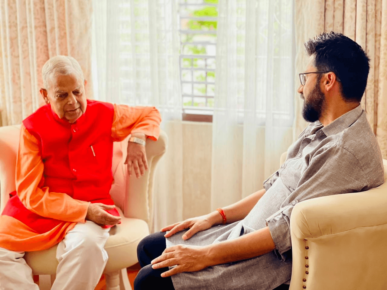 १६ वर्षपछि फेरि तात्यो गौर घटना, लामिछाने–ठाकुर भेटले बढायो बहस