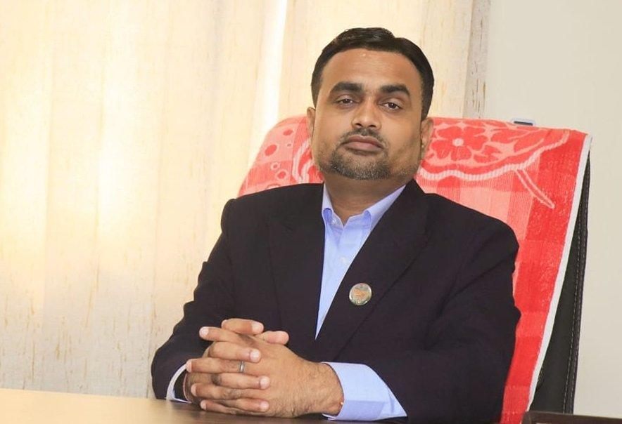 जनमत पार्टीले मधेस प्रदेश संसदीय दलको नेता परिवर्तन गर्दै चन्दन कुमार सिंहलाई जिम्मेवारी सुम्पियो