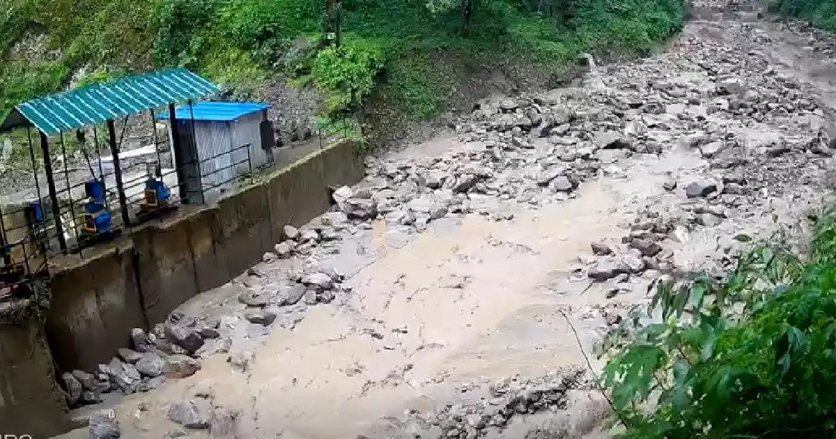 बाढीका कारण म्याग्दीको रेलेखोला जलविद्युत आयोजनाको उत्पादन ठप्प, बाँधमा क्षति